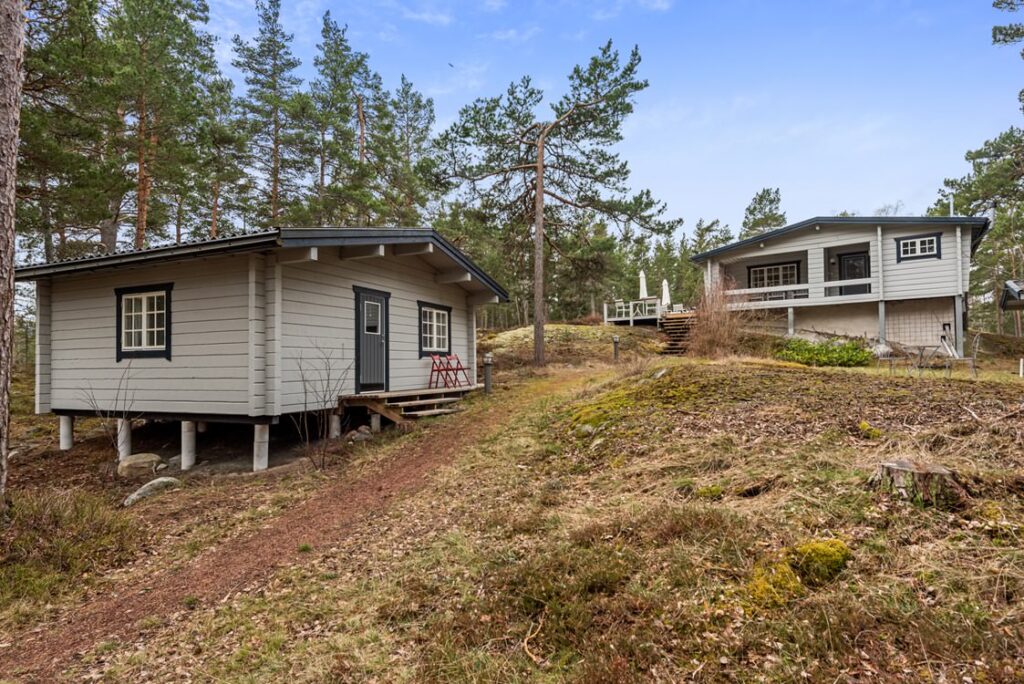 Panelbyte Villa. Västerhaninge Kalsvik Stockholm | Byggföretag Haninge